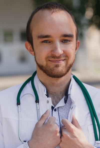 Дмитрий Борзенко